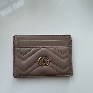 Nude Gucci card holder - gently worn